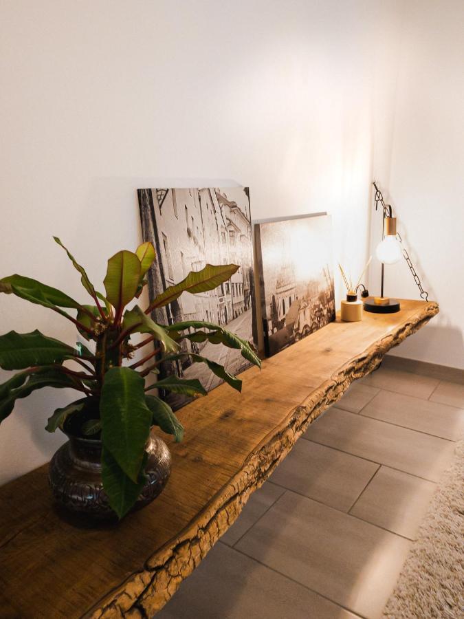 Exklusiv 72Qm Fewo Im Herzen Detmolds, Terrasse Und Kostenloser Parkplatz Exteriör bild